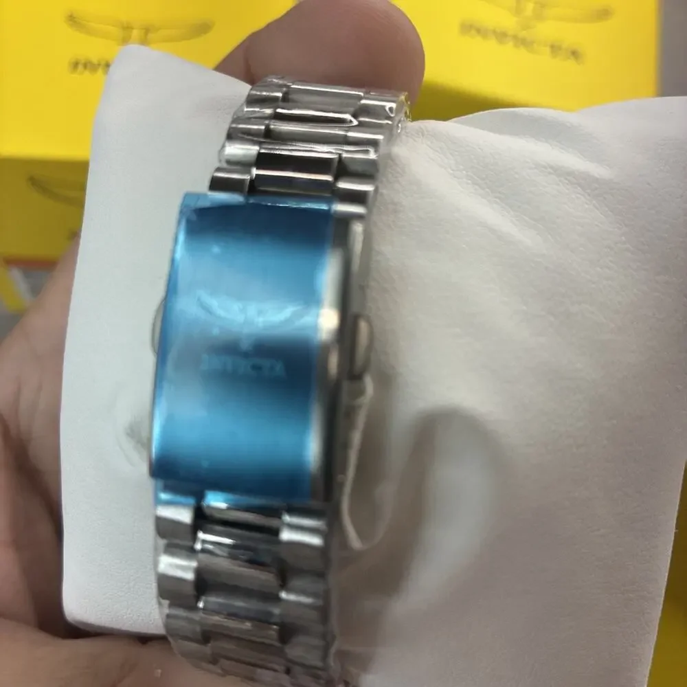 Invicta specialty men